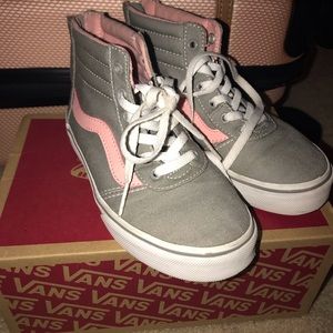 vans maddie hi zip